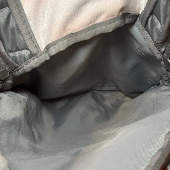 High Sierra Unisex Swerve Charcoal Grey and Hyperdots Laptop Backpack EUC - Picture 5 of 12